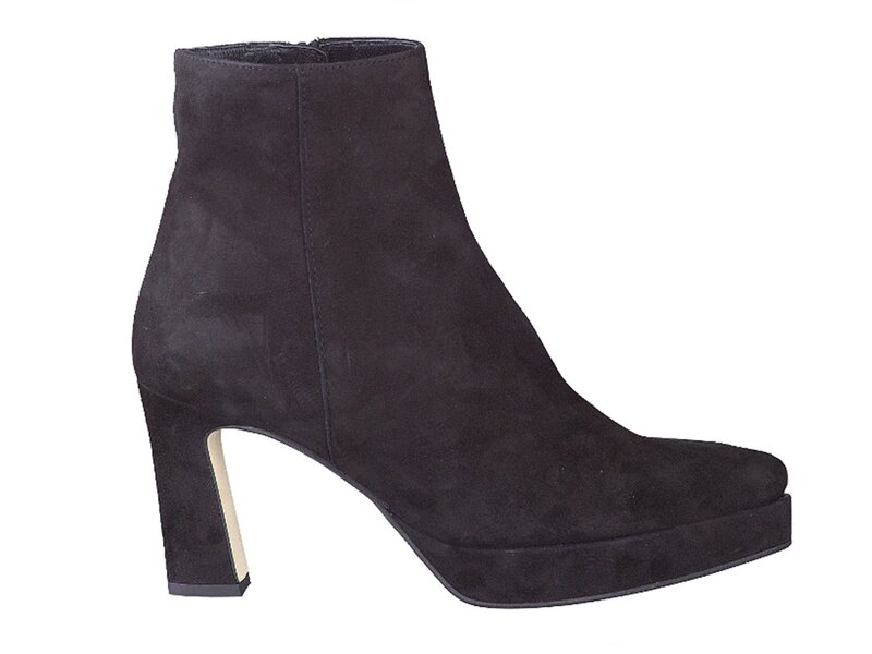 Bekijk product 'Ctwlk Boots Met Hak Zwart' Ctwlk Boots Met Hak Zwart