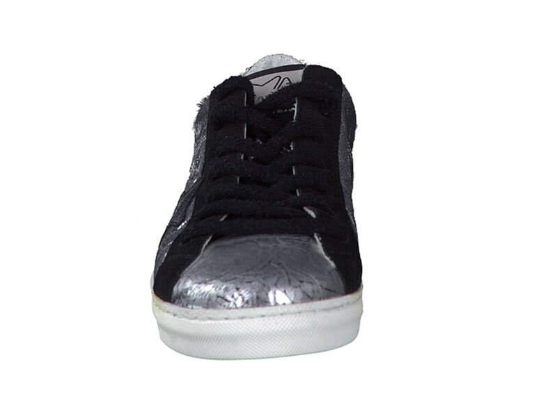 Bekijk product 'Ama Brand Sneakers Zilver' Ama Brand Sneakers Zilver