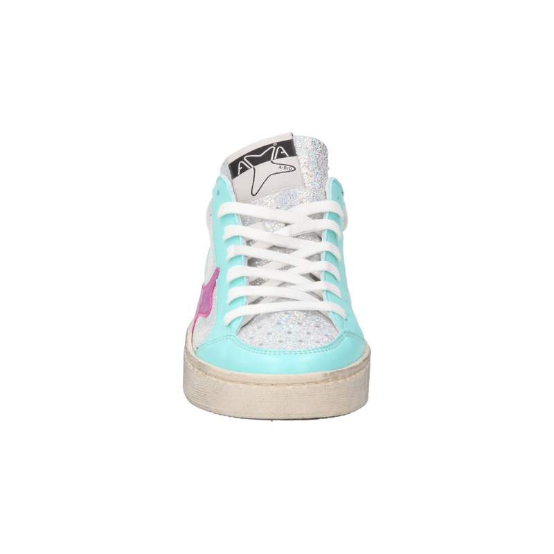 Bekijk product 'Ama Brand Sneakers Zilver' Ama Brand Sneakers Zilver