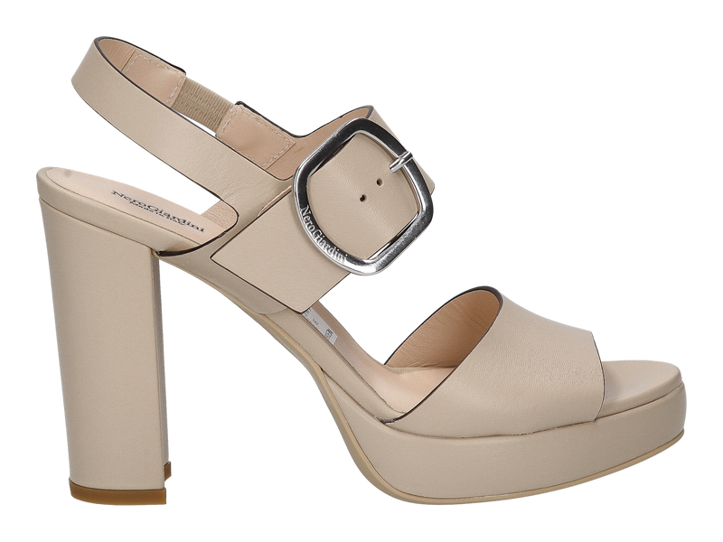 Nero Giardini Sandalen Beige