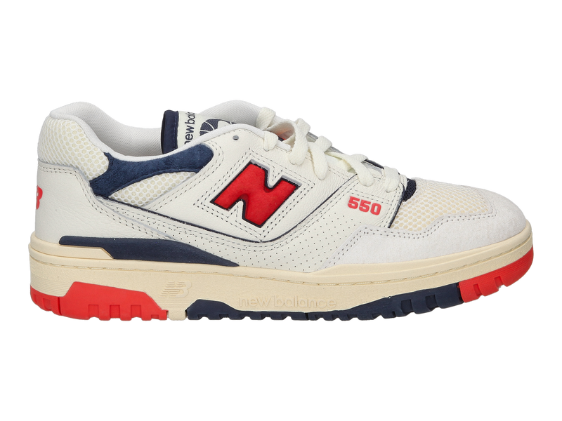 New Balance Sneakers Beige