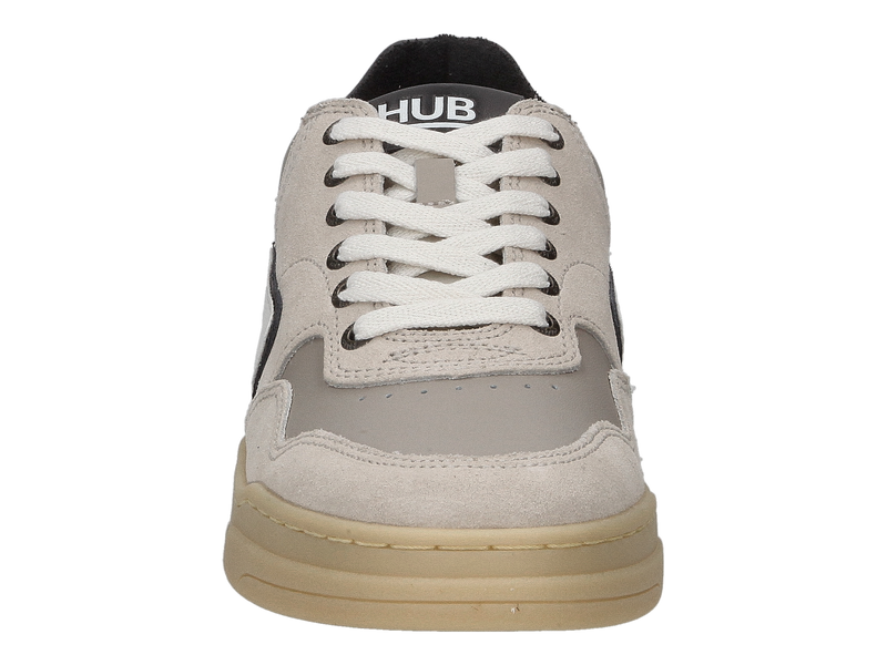 Voir le produit 'Hub Footwear Baskets Beige' (en anglais) Hub Footwear Baskets Beige