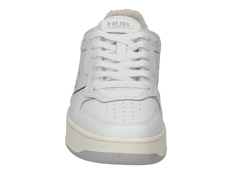 Voir le produit 'Hub Footwear Baskets Blanc' (en anglais) Hub Footwear Baskets Blanc