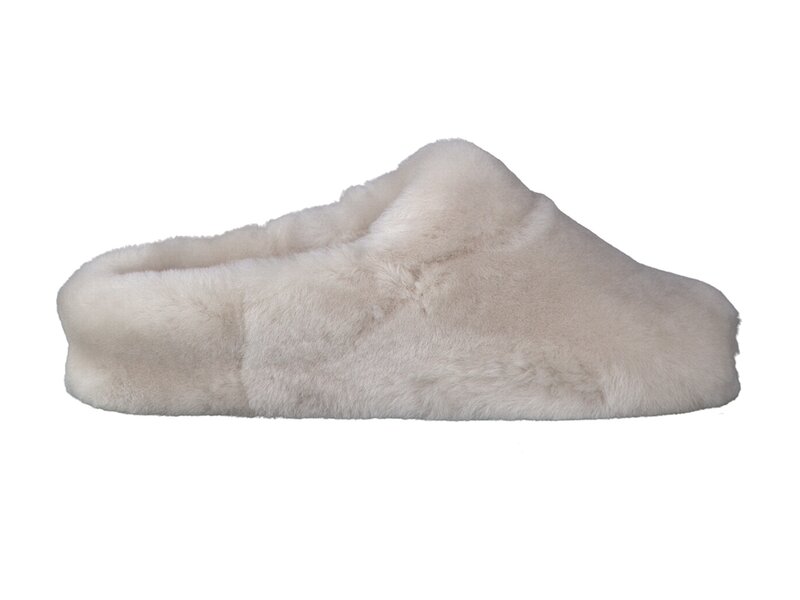 Voir le produit 'Giesswein Pantoufles Beige' (en anglais) Giesswein Pantoufles Beige