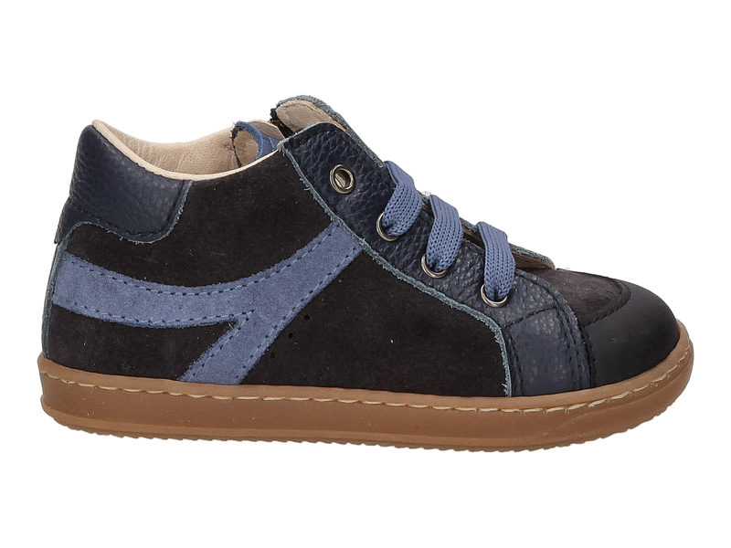 Bekijk product 'Beberlis Veterschoenen Blauw' Beberlis Veterschoenen Blauw