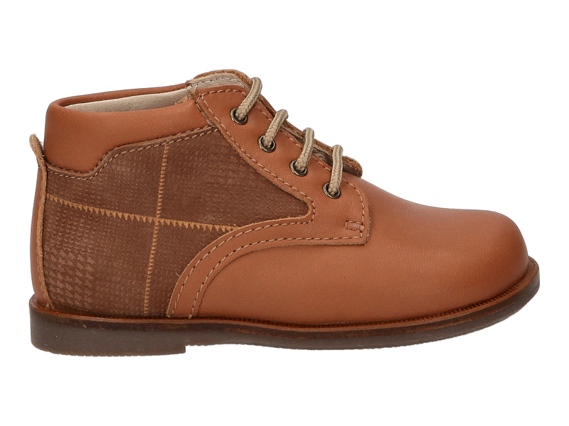 Bekijk product 'Beberlis Veterschoenen Cognac' Beberlis Veterschoenen Cognac