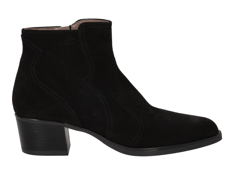 Dlsport Boot With Heel Black