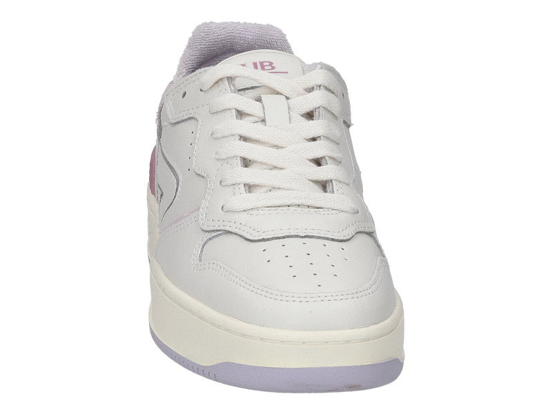 Voir le produit 'Hub Footwear Baskets Off White' (en anglais) Hub Footwear Baskets Off White