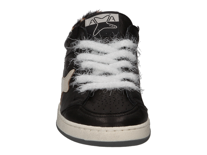 Ama Brand Sneakers Zwart