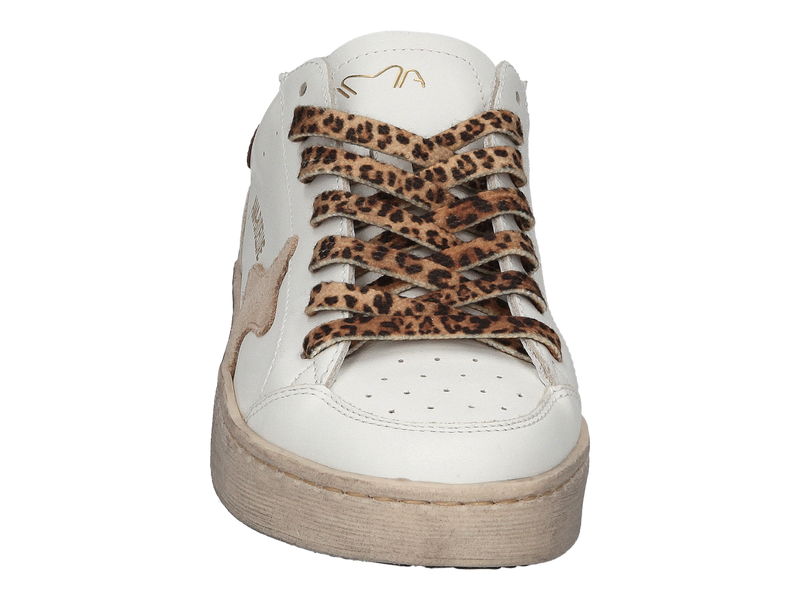 Bekijk product 'Ama Brand Sneakers Wit' Ama Brand Sneakers Wit