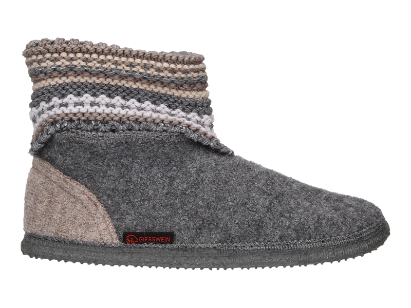 Voir le produit 'Giesswein Pantoufles Gris' (en anglais) Giesswein Pantoufles Gris