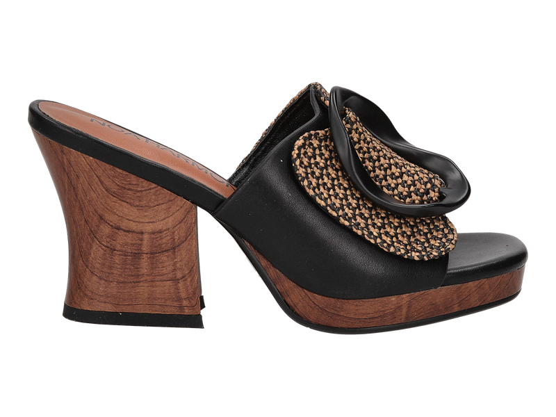 Noa Harmon Muilen Zwart