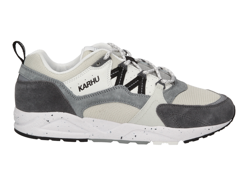 Bekijk product 'Karhu Sneakers Grijs' Karhu Sneakers Grijs