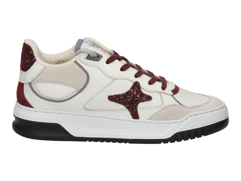 Bekijk product 'Ama Brand Sneakers Wit' Ama Brand Sneakers Wit