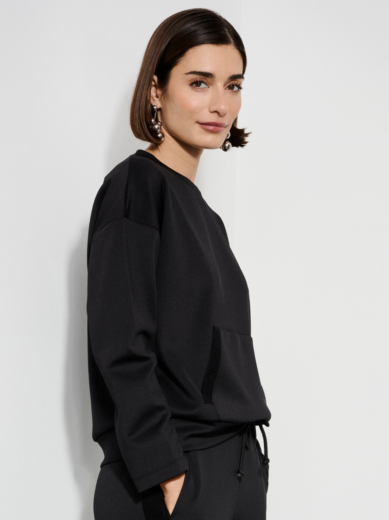 Bekijk product 'Margittes Sweaters Blauw' Margittes Sweaters Blauw