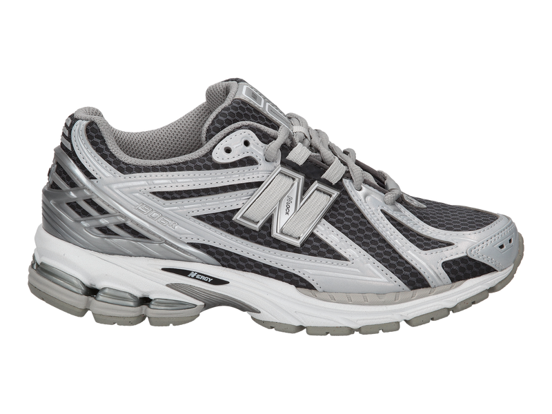 New Balance Sneakers Grijs