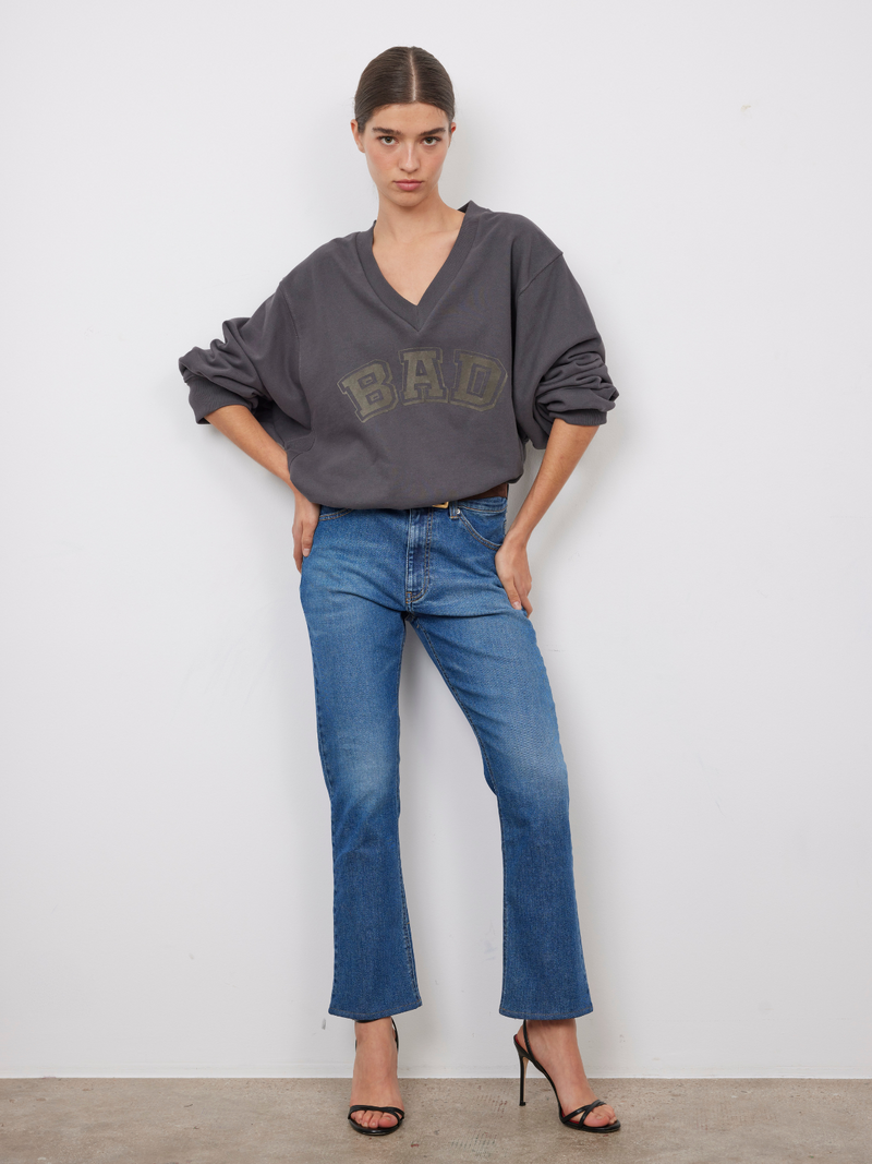 Bekijk product 'Bad Habits Sweaters Grijs' Bad Habits Sweaters Grijs