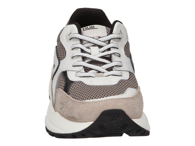 Voir le produit 'Hub Footwear Baskets Brun' (en anglais) Hub Footwear Baskets Brun