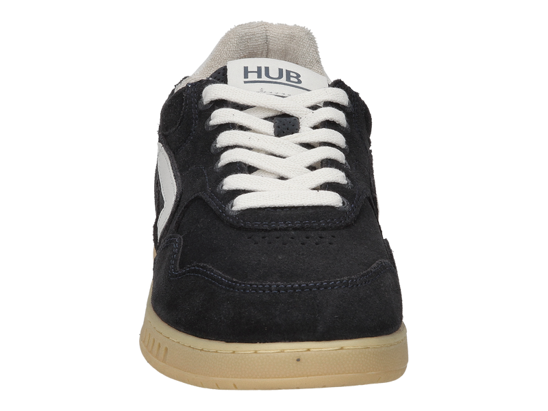 Voir le produit 'Hub Footwear Baskets Bleu' (en anglais) Hub Footwear Baskets Bleu