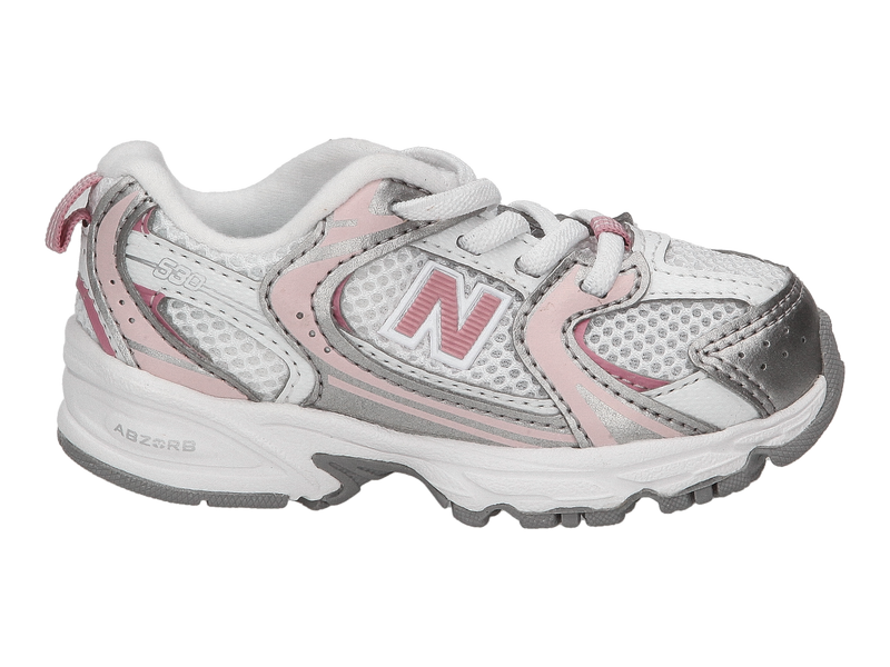 Voir le produit 'New Balance Baskets Argent' (en anglais) New Balance Baskets Argent