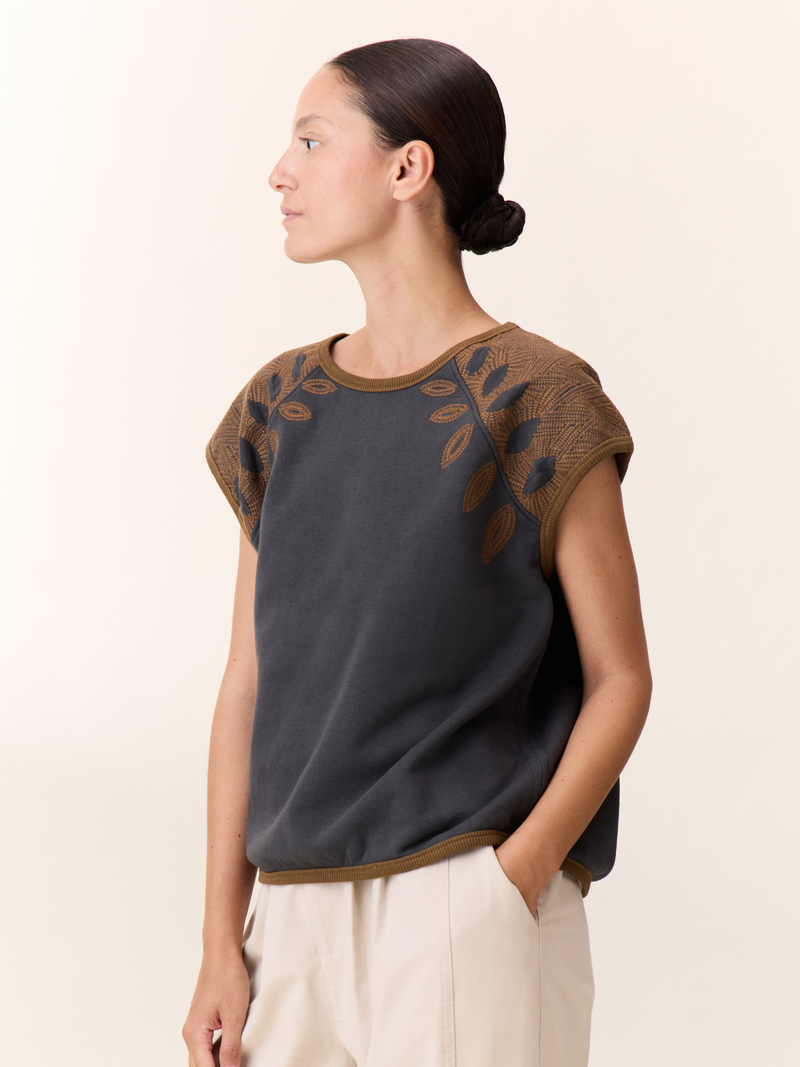 Bekijk product 'Leon & Harper Tops Grijs' Leon & Harper Tops Grijs