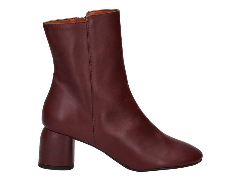 Bekijk product 'Angel Alarcon Boots Met Hak Bordeaux' Angel Alarcon Boots Met Hak Bordeaux