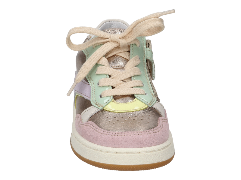 Voir le produit 'Romagnoli Baskets Or' (en anglais) Romagnoli Baskets Or