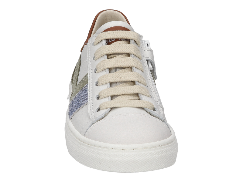 Voir le produit 'Banaline Baskets Blanc' (en anglais) Banaline Baskets Blanc