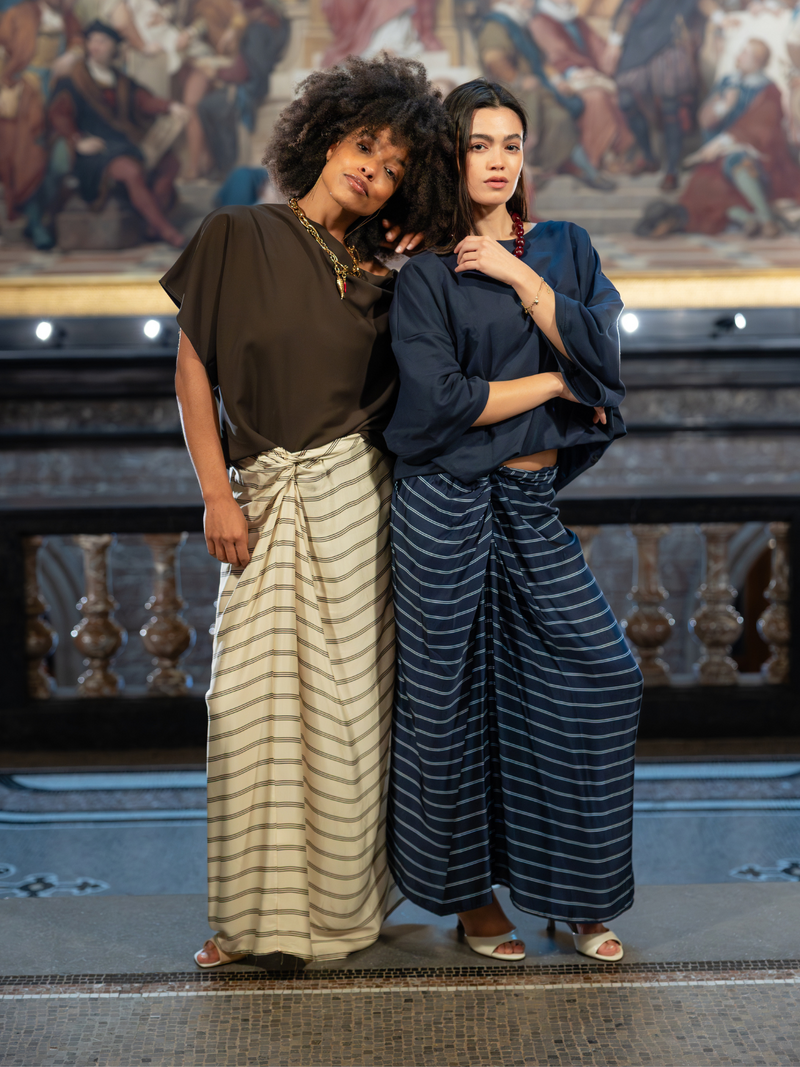 Black Rose Rokken Off White