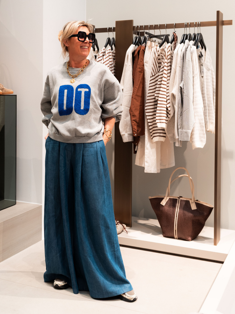 Black Rose Sweaters Roest