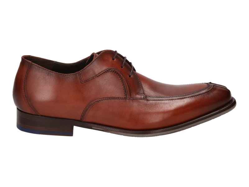 Bekijk product 'Floris Van Bommel Veterschoenen Cognac' Floris Van Bommel Veterschoenen Cognac