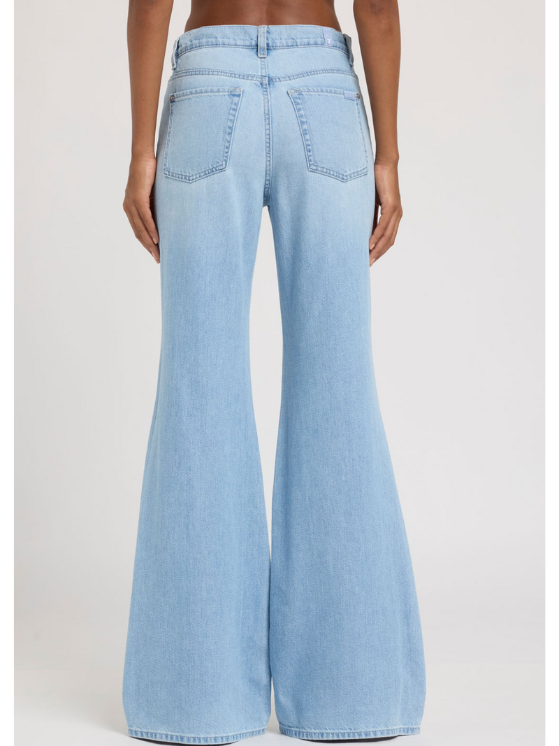 Voir le produit '7 For All Mankind Jeans Bleu' (en anglais) 7 For All Mankind Jeans Bleu