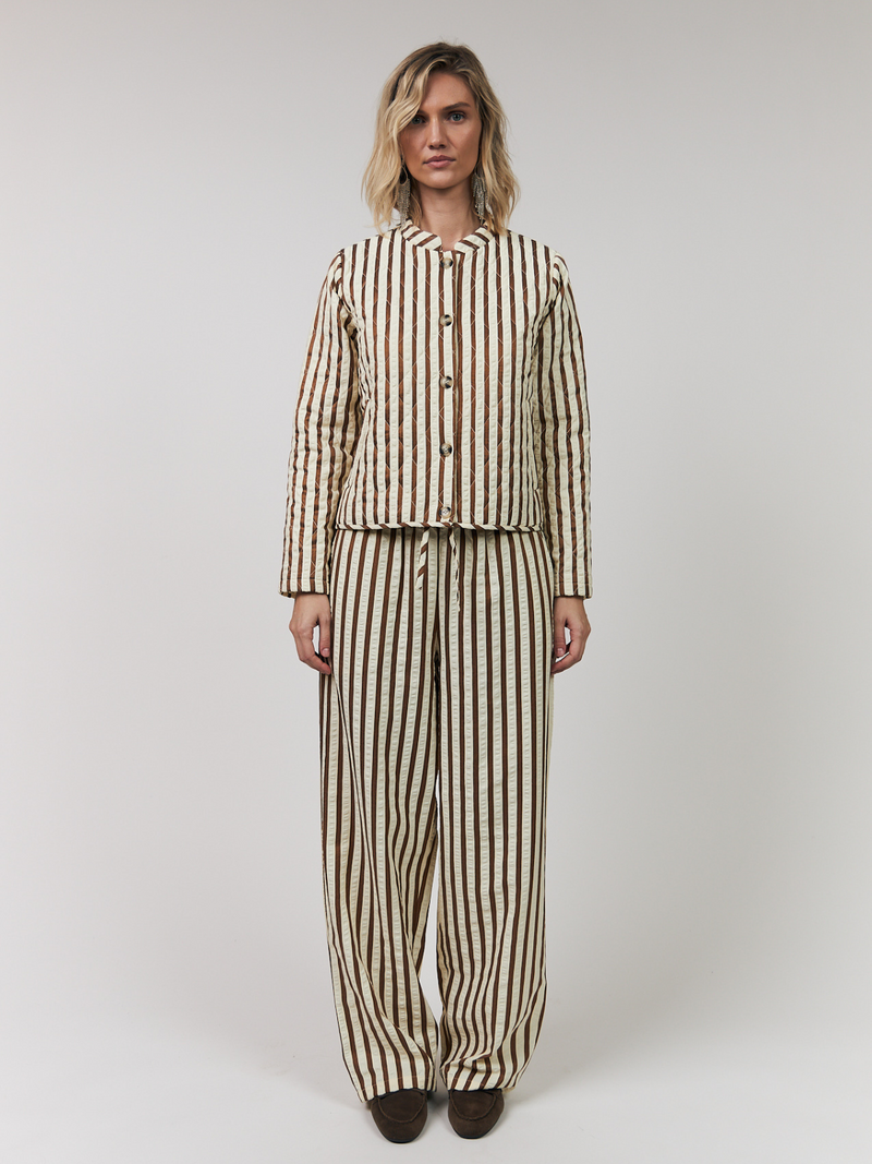 Voir le produit 'Lollys Laundry Pantalons Brun' (en anglais) Lollys Laundry Pantalons Brun