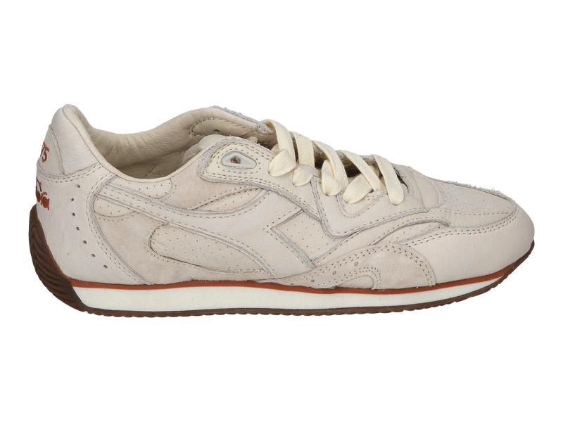 Voir le produit 'Diadora Heritage Baskets Off White' (en anglais) Diadora Heritage Baskets Off White