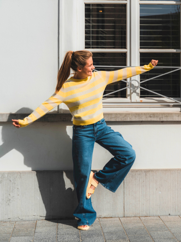 Jumper 1234 Pullovers Yellow