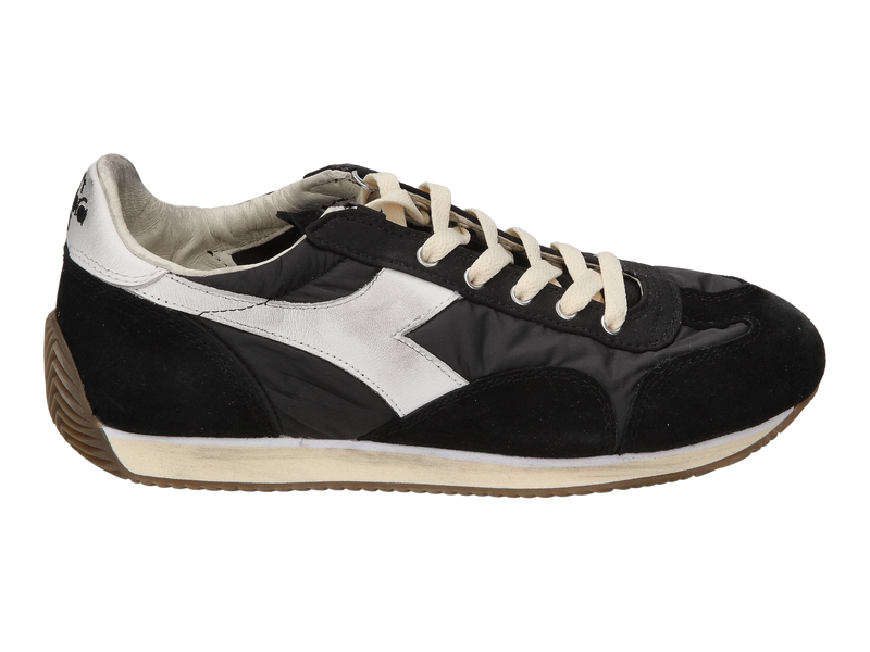 Bekijk product 'Diadora Heritage Sneakers Zwart' Diadora Heritage Sneakers Zwart