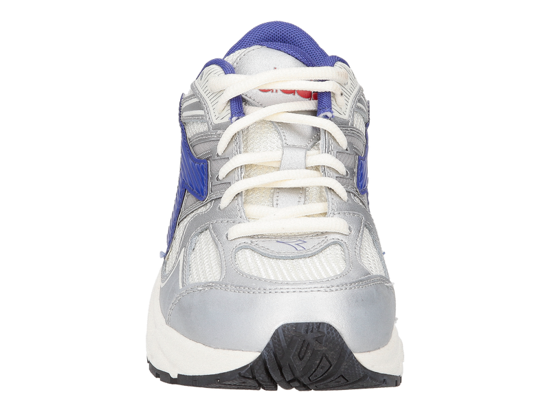 Voir le produit 'Diadora Baskets Argent' (en anglais) Diadora Baskets Argent