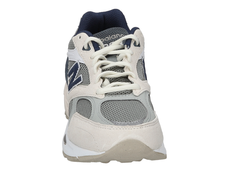 New Balance Sneakers Beige