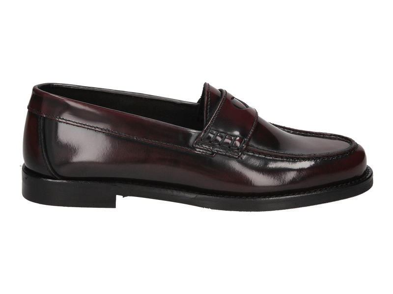 Voir le produit 'Verduyn Mocassins Bordeaux' (en anglais) Verduyn Mocassins Bordeaux