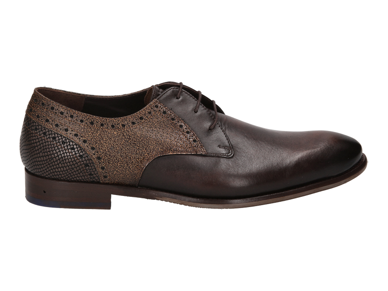 Voir le produit 'Floris Van Bommel Chaussures à Lacets Brun' (en anglais) Floris Van Bommel Chaussures à Lacets Brun