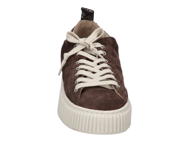 Ama Brand Sneakers Bruin