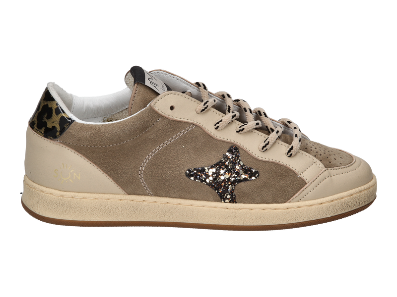 Ama Brand Sneakers Beige