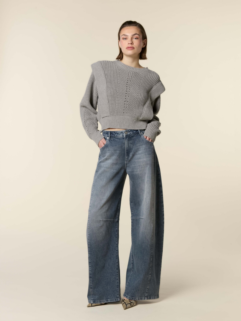 Voir le produit 'Homage Pantalons Gris' (en anglais) Homage Pantalons Gris