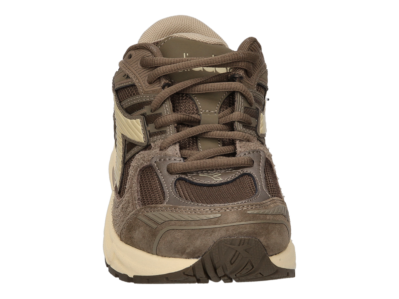 Voir le produit 'Diadora Baskets Brun' (en anglais) Diadora Baskets Brun