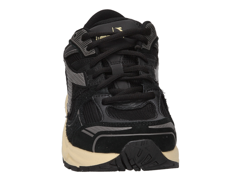 Voir le produit 'Diadora Baskets Noir' (en anglais) Diadora Baskets Noir