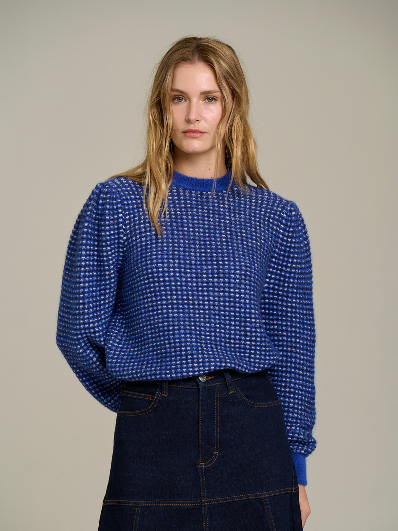 Voir le produit 'Sita Murt Pulls Bleu' (en anglais) Sita Murt Pulls Bleu