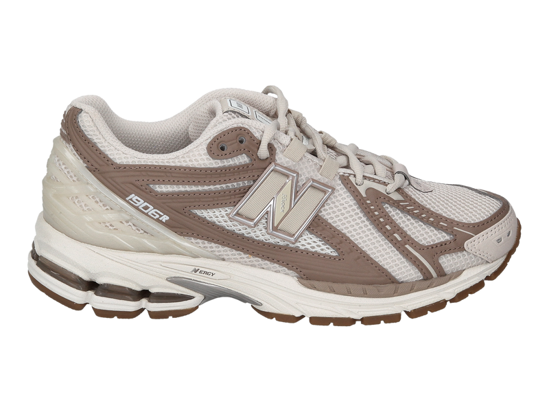 New Balance Sneakers Beige