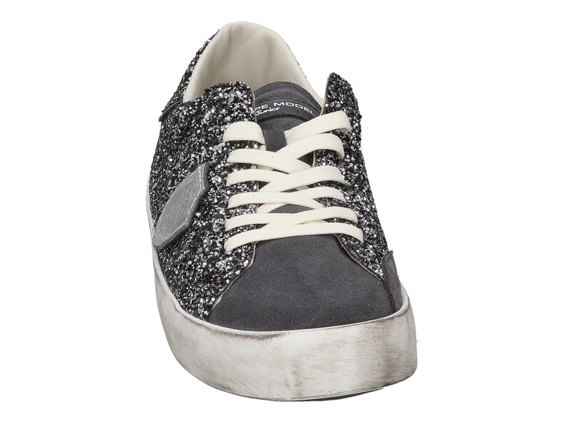 Bekijk product 'Philippe Model Sneakers Grijs' Philippe Model Sneakers Grijs