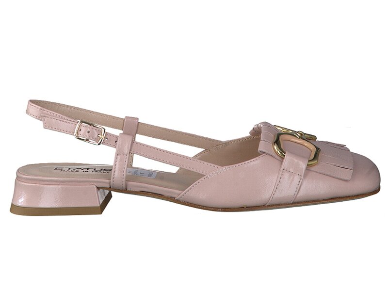 Status Pumps Beige